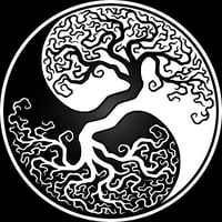 Bijelo i crno drvo života yin yang juniori crni grafički grafički tee - dizajn od strane ljudi s