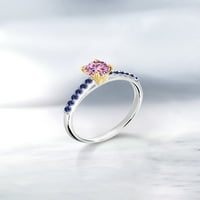 Gem Stone King 0. CT okrugli ružičasti stvorio Sapphire Blue Created Sapphire srebrni i 10K žuti zlatni prsten